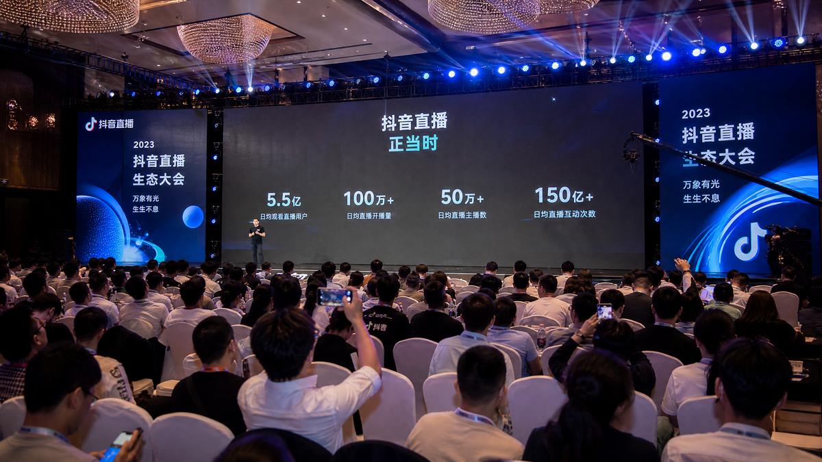 糖心糖心2026年度创作者大会圆满落幕，百位视频创作者获颁荣誉